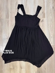 Đầm đen phối lưới Torrid bigsize