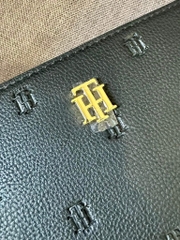 Túi đeo Tomi logo vàng dáng hộp xuất xịn