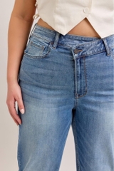 Quần Jean Disclose Eo Chéo Bigsize