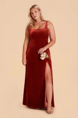 Đầm nhung 2 dây Birdy maxi xẻ tà bigsize xuất xịn
