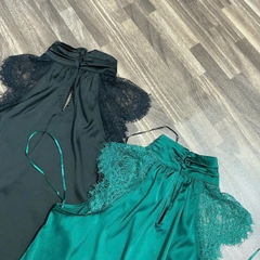 Áo lụa cổ lọ InC bigsize