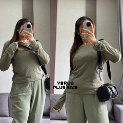 Áo tay dài gân and now this xuất xịn(set áo balo + áo tay dài)