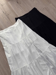 Chân váy midi xẻ tà Bwear xuất xịn