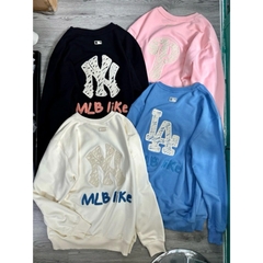 [viruSpluSSize]Sweater EMEoBi logo thêu xù xinh xỉu