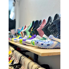 [viruSpluSSize]Dép CrocS hoạ tiết xịn hàng tốt nhe các chế(ht)