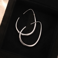 Bông tai titan mạ bạc oval 2501000