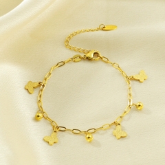 Vòng tay titan charm bướm 2500212