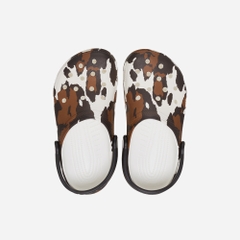 Giày Clog Trẻ Em Crocs Classic Cow Print - Nâu