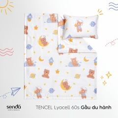 Bộ chăn gối cho bé đi học Lụa Tencel họa tiết - Gấu du hành