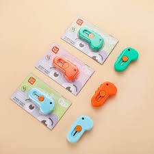 Dao Rọc Giấy Hình Khủng Long Vĩ 8135 (12 Cái/Vĩ)