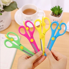 Kéo Trợ Lực 1622 (24 Cái/Hộp) (30 Hộp/Thùng)