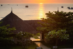 Deluxe Beach Front Bungalow