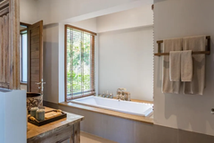 Junior Suite Beachfront