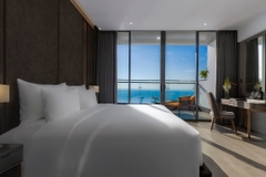 Combo 3N2Đ Le Sands Oceanfront Đà Nẵng 4* | Vé máy bay khứ hồi + Bữa sáng + Phòng View Biển