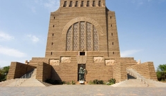 Hành trình khám phá huyền thoại lục địa đen