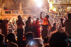 Hành Hương Ấn Độ Về Miền Đất Phật