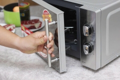 LÒ VI SÓNG CƠ SHARP R-G227VN-M 20 LÍT CÓ NƯỚNG