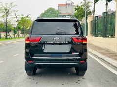 LANDCRUISER LC300 ĐEN - NỘI THẤT ĐEN