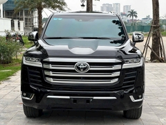 LANDCRUISER LC300 ĐEN - NỘI THẤT ĐEN