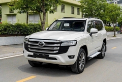 LANDCRUISER LC300 TRẮNG- NỘI THẤT KEM