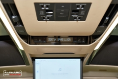 ALPHARD ĐEN - NỘI THẤT KEM