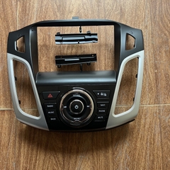 Mặt dưỡng Ford Focus 2012-2018 (9 inch) có CANBUS bản nhiều nút
