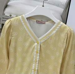 Y845F Lụa satin tay dài VÀNG trái tim cổ V