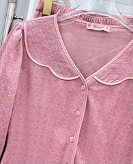 Y840A Nhung tuyết tay lỡ HỒNG ô vuông cổ sóng