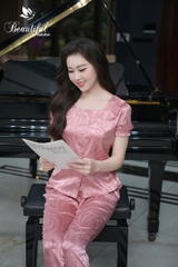 Y920C Lụa Gấm quần dài HỒNG vân lá nơ cổ vuông