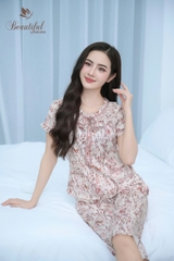 Y673A Lụa satin quần lửng TRẮNG cổ nhúm bèo