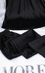 Y671A Lụa satin tay cộc ĐEN trơn ren cổ V bèo vai