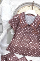 Y668C Lụa satin tay cộc quần dài NÂU chữ V cổ vòng 2 tầng