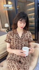 Y733B Lụa Satin NÂU quần lửng chữ vuông cổ PJM