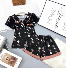 Y747B Lụa Satin quần đùi ĐEN tim hồng cổ sen