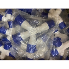 Ổ cắm công nghiệp 3- 4 chạc 16A 32A phù hợp với các công trình thi công