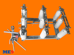 Cầu dao cách ly 35kV chém đứng trong nhà