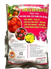 Phân bón npk tan nhanh Toca 15-5-15 + TE ra hoa đẹp, trái to, gói 1 ký