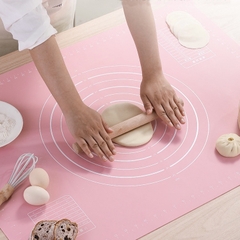Mua 1 Tặng 2 - Thảm nhào và cây lăn bột silicone 45x60, thảm cán silicone nhà bếp