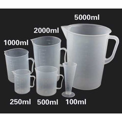 Ca Đong Thể Tích Bằng Nhựa (100ml-1lít)