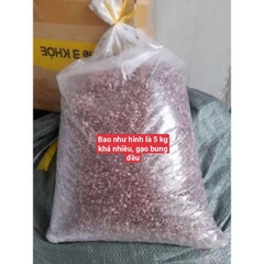 (500gram) Cốm gạo lứt sấy giòn nguyên vị thơm ngon hút chân không chắc chắn