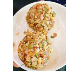 Nhân Thập Cẩm Gà Quay xá xíu, Thập cẩm Bò Sambal, Thập cẩm cá hồi sốt tiêu đen, Nhân HOT mới