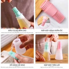 Bình Đựng Dầu Ăn Bằng Silicon Chịu Nhiệt Cao Tiện Dụng Có Cọ Quét