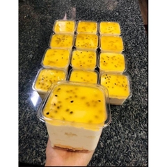 Hộp nhựa vuông đựng bánh Mousse B10-8 (10 cái)