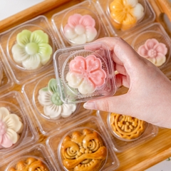 50 Khay có nắp đựng bánh trung thu, bánh da tuyết, bánh lòng đỏ trứng 50g - 80g