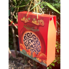 Set 5 -10 Hộp quà tết 2025 có đục lỗ nhìn thấy sản phẩn bên trong siêu to siêu đẹp size 36x29x11cm