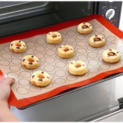 THẢM NƯỚNG BÁNH -TẤM SILPAT( giao hàng màu ngẫu nhiên)
