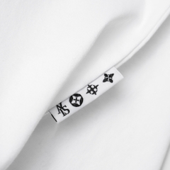 𝐀𝐓𝐘𝐒® 𝟐-𝐋𝐈𝐍𝐄 𝐓-𝐒𝐇𝐈𝐑𝐓 (Trắng)