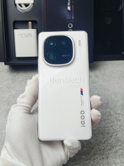 Điện thoại Vivo iQOO 12 5G Snapdragon 8 Gen 3