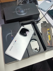 Điện thoại Vivo iQOO 13 5G New Seal Snapdragon 8 Elite