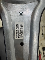 Chân đế màn hình máy tính để bàn model LS24R350FHEXXV (tháo máy)